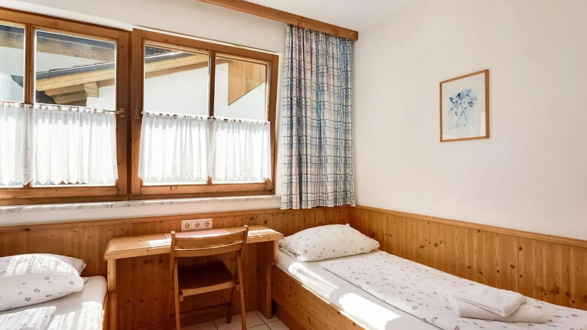 Apartment With Balcony In Schoenau Am Koenigssee  Schoenau am Koenigsee