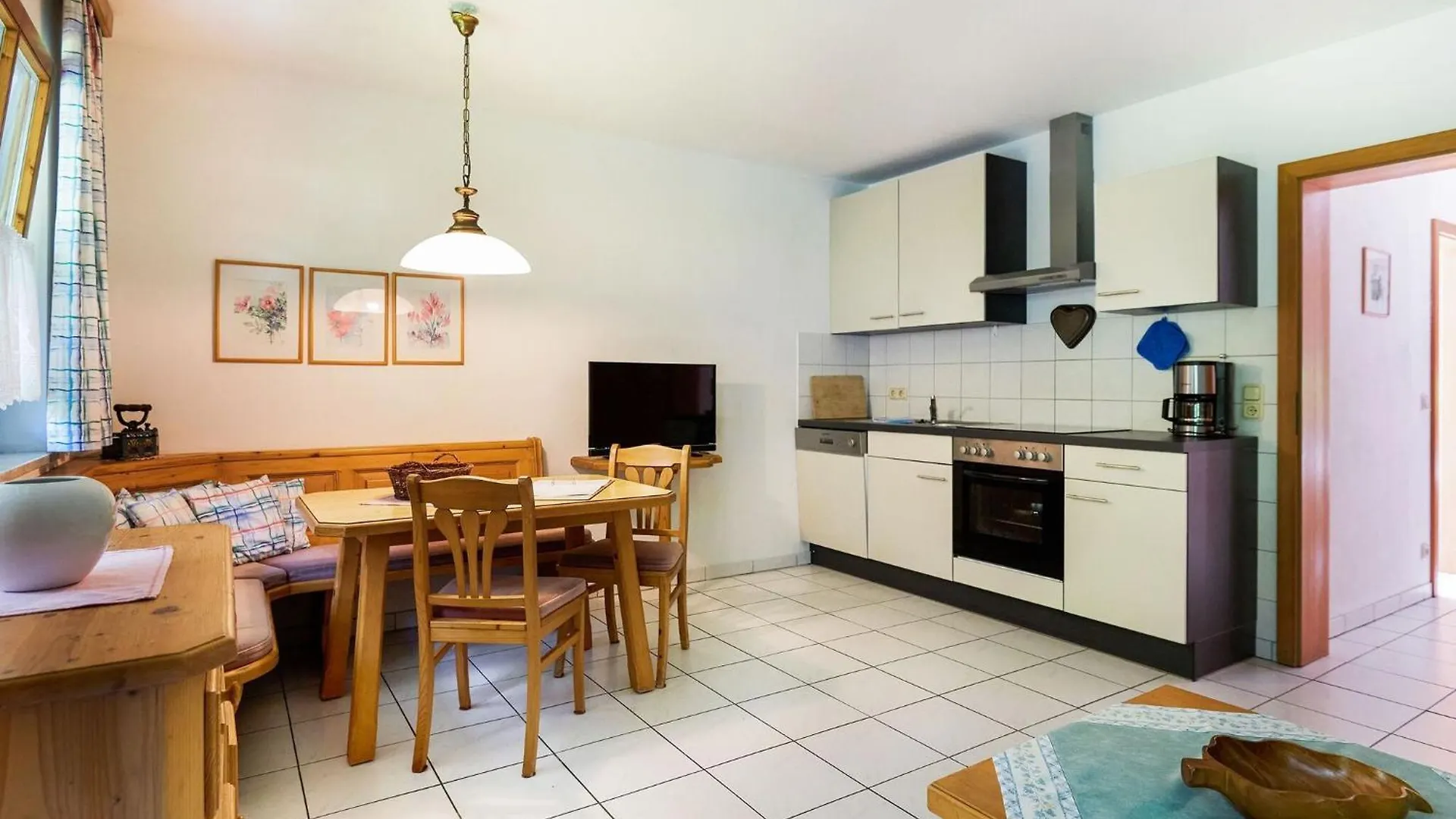 Apartment With Balcony In Schoenau Am Koenigssee