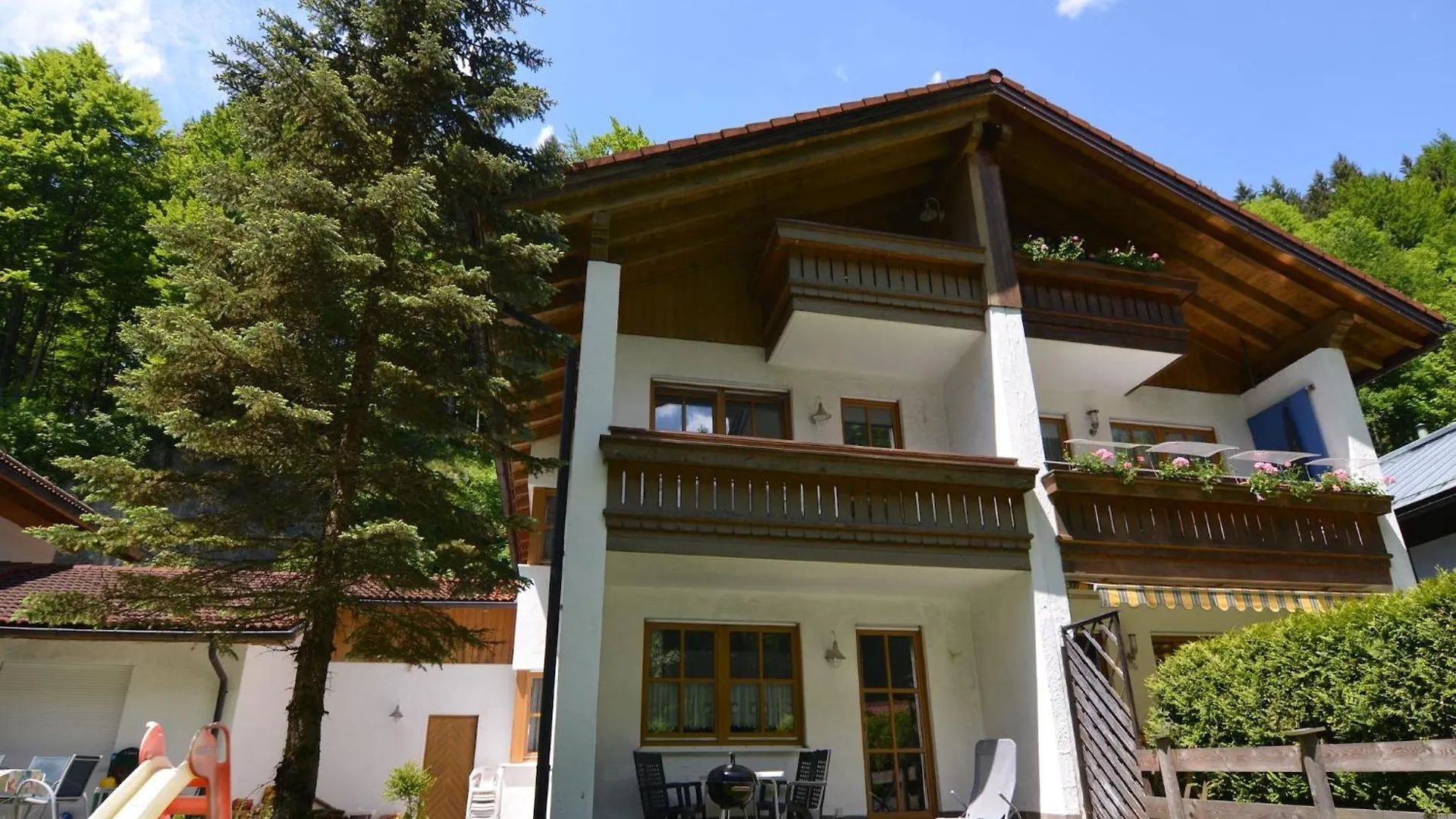 Apartment With Balcony In Schoenau Am Koenigssee