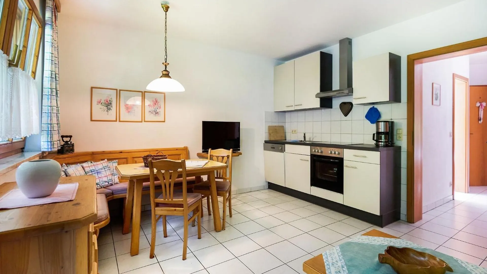 Apartment With Balcony In Schoenau Am Koenigssee