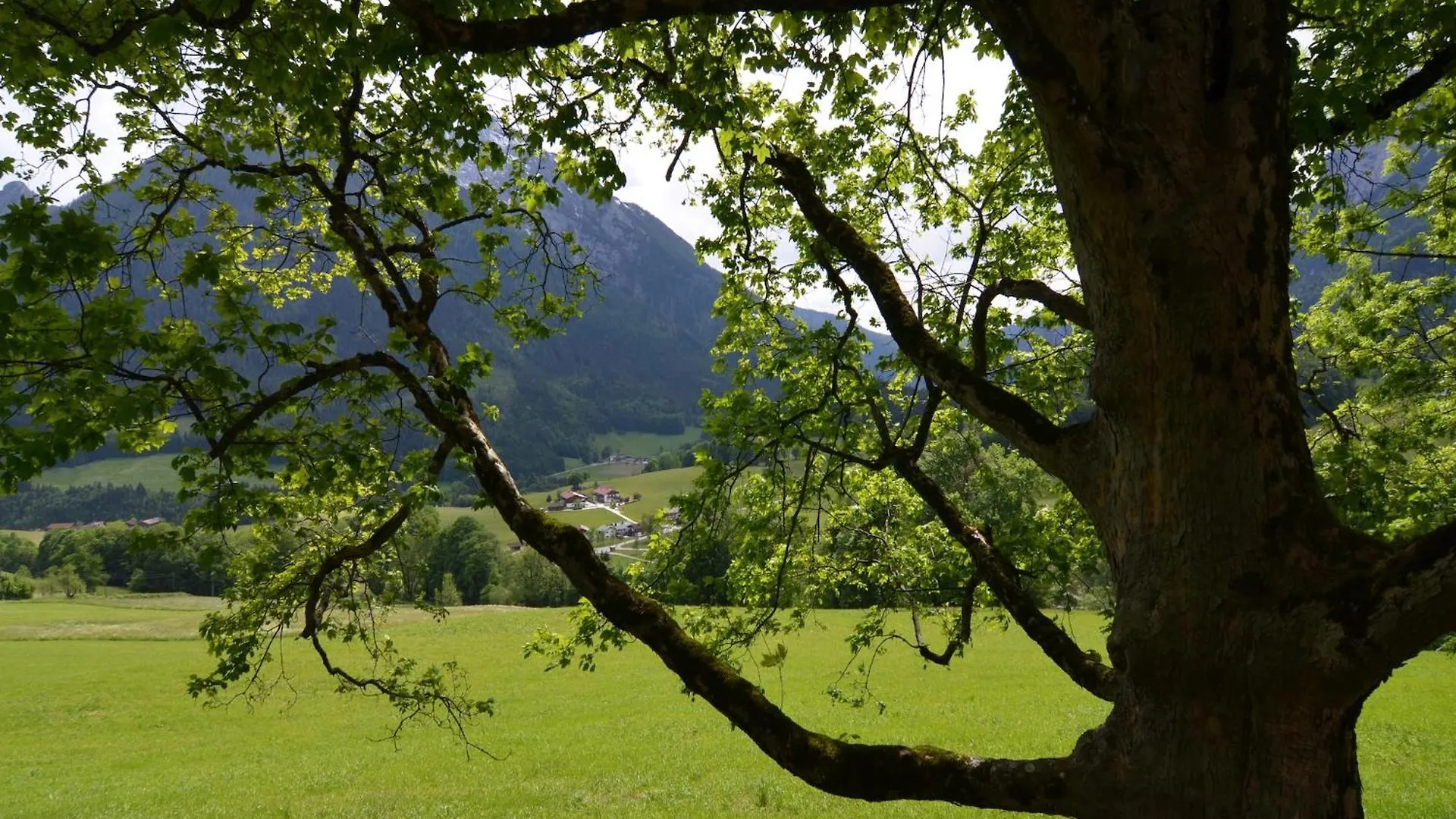 Apartment With Balcony In Schoenau Am Koenigssee