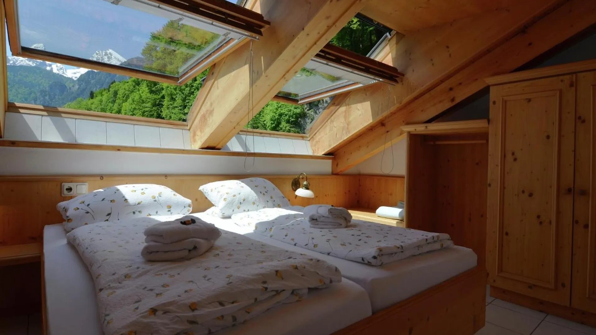 Apartment With Balcony In Schoenau Am Koenigssee